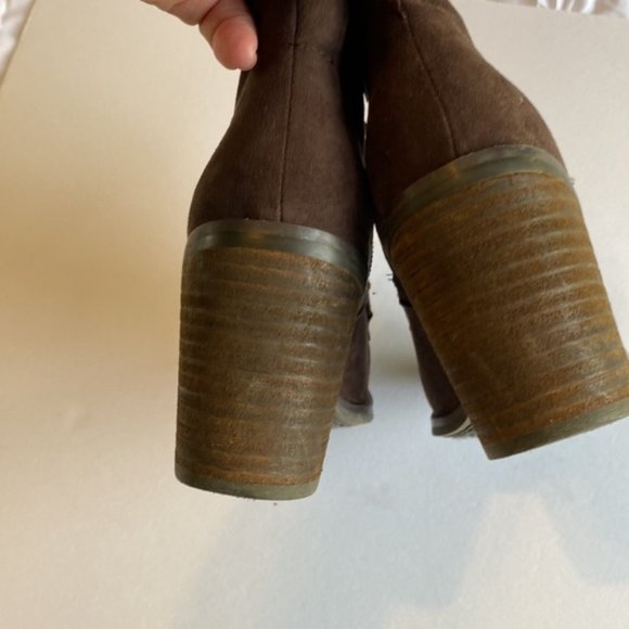 Rocket Dog Suede Tie Bootie - Brown -‎ Size 6 - EUC - Picture 10 of 11